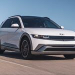 Suzuki muestra las versiones y precios del Suzuki E Vitara, el primer eléctrico de la marca